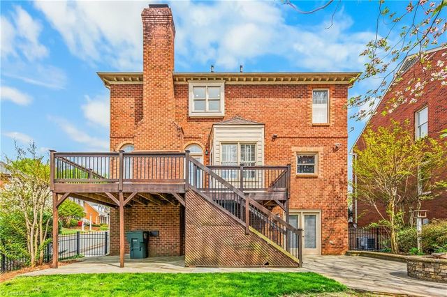 612 Rittenhouse Court, Winston-salem, NC 27104