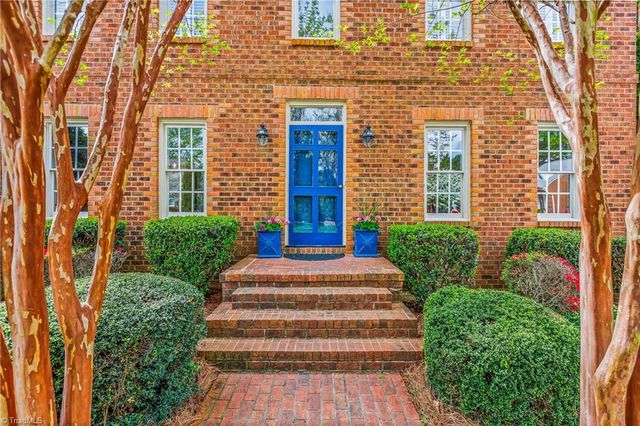 612 Rittenhouse Court, Winston-salem, NC 27104