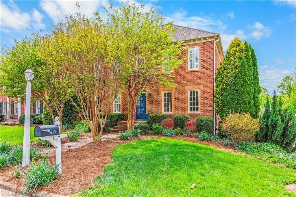 612 Rittenhouse Court, Winston-salem, NC 27104