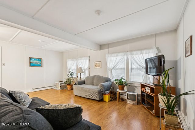 1118 Oakland Street, Point Pleasant, NJ 08742