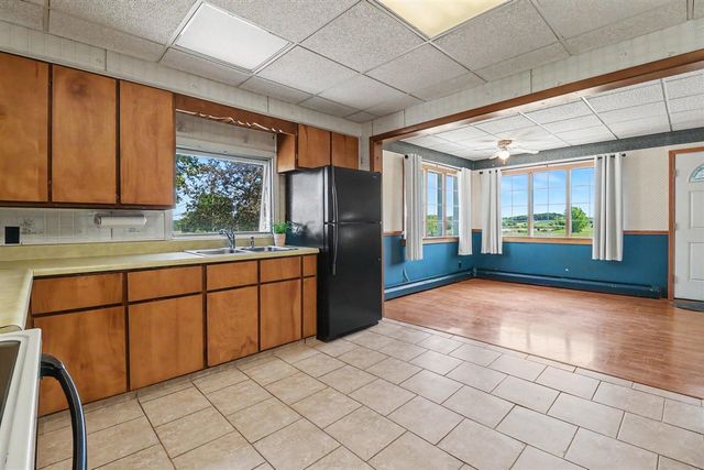 4559 S Maple Island Road, Hesperia, MI 49421
