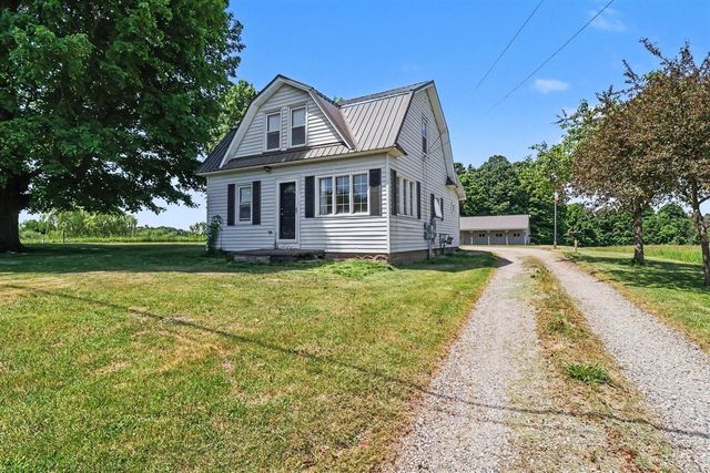 4559 S Maple Island Road, Hesperia, MI 49421
