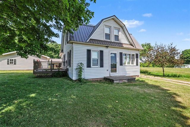 4559 S Maple Island Road, Hesperia, MI 49421