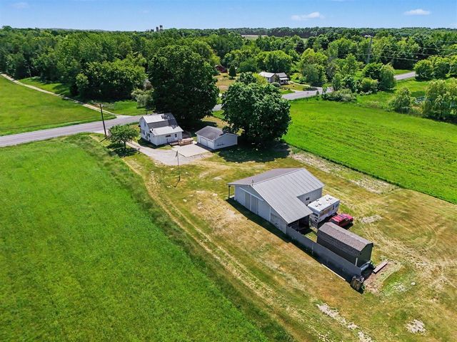 4559 S Maple Island Road, Hesperia, MI 49421