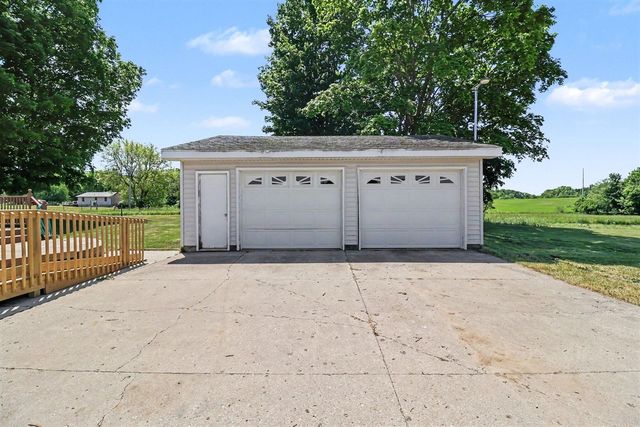 4559 S Maple Island Road, Hesperia, MI 49421