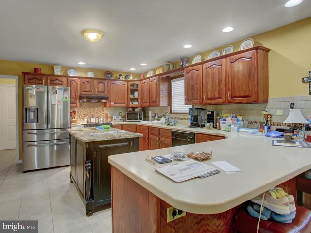 469 TERRILYNN DRIVE, Chambersburg, PA 17201