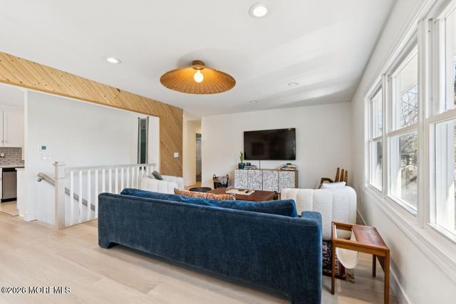 2 N Peak Street, Highlands, NJ 07732