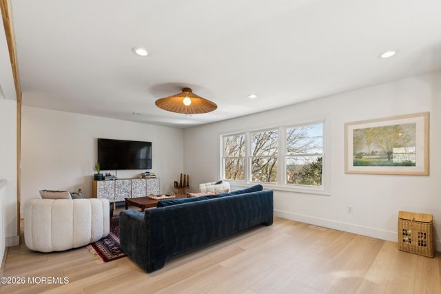 2 N Peak Street, Highlands, NJ 07732