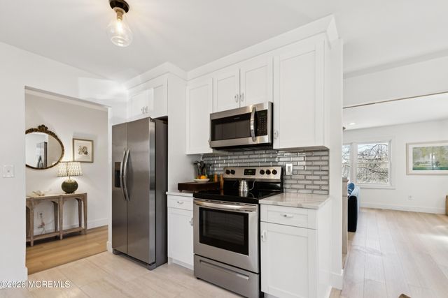 2 N Peak Street, Highlands, NJ 07732