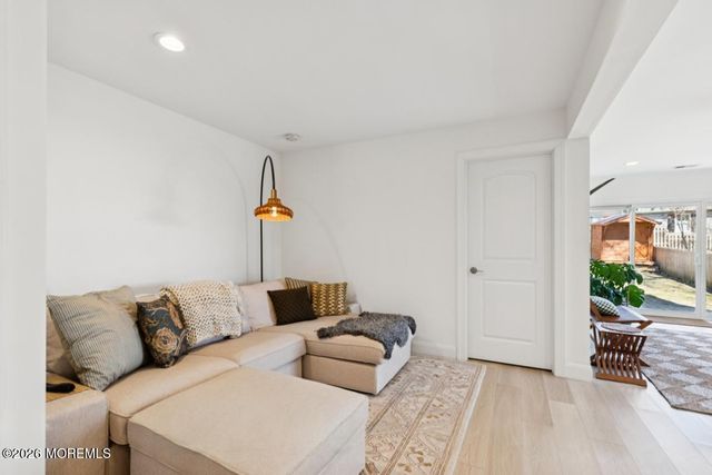 2 N Peak Street, Highlands, NJ 07732