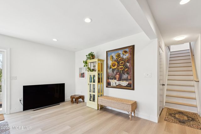 2 N Peak Street, Highlands, NJ 07732