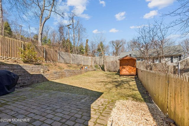 2 N Peak Street, Highlands, NJ 07732