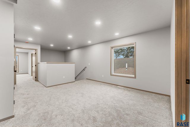 711 &713 N Dakota Ave Avenue, Dell Rapids, SD 57022