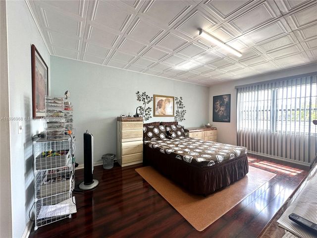 12900 SW 13th St 214E, Pembroke Pines, FL 33027