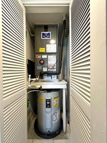 12900 SW 13th St 214E, Pembroke Pines, FL 33027