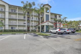 12900 SW 13th St 214E, Pembroke Pines, FL 33027