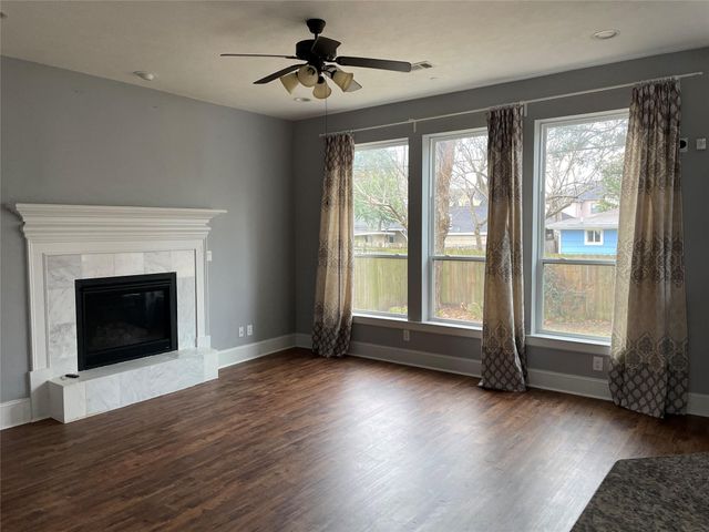 5105 Maple Street, Bellaire, TX 77401