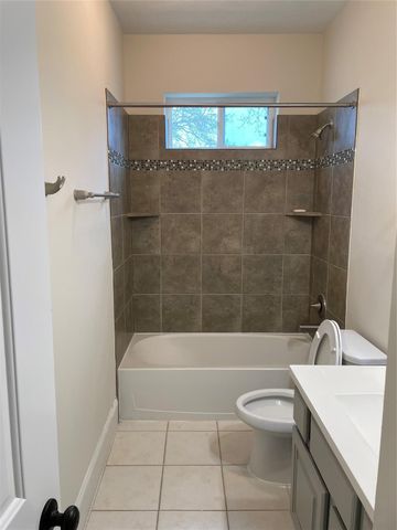5105 Maple Street, Bellaire, TX 77401