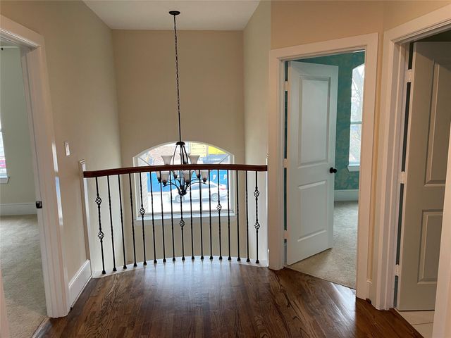 5105 Maple Street, Bellaire, TX 77401