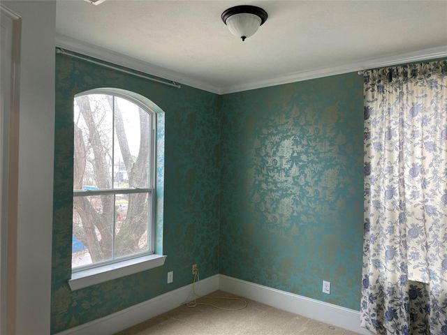 5105 Maple Street, Bellaire, TX 77401