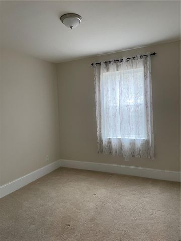 5105 Maple Street, Bellaire, TX 77401
