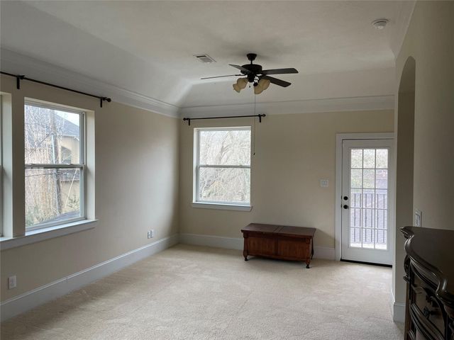 5105 Maple Street, Bellaire, TX 77401