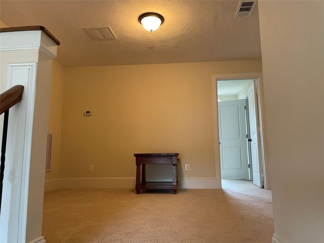 5105 Maple Street, Bellaire, TX 77401