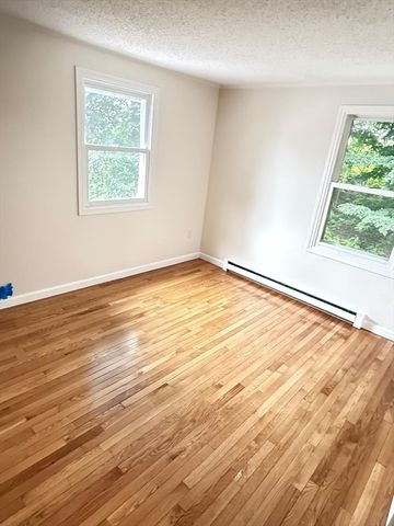 212 Fountain St A, Framingham, MA 01702