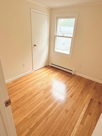 212 Fountain St A, Framingham, MA 01702