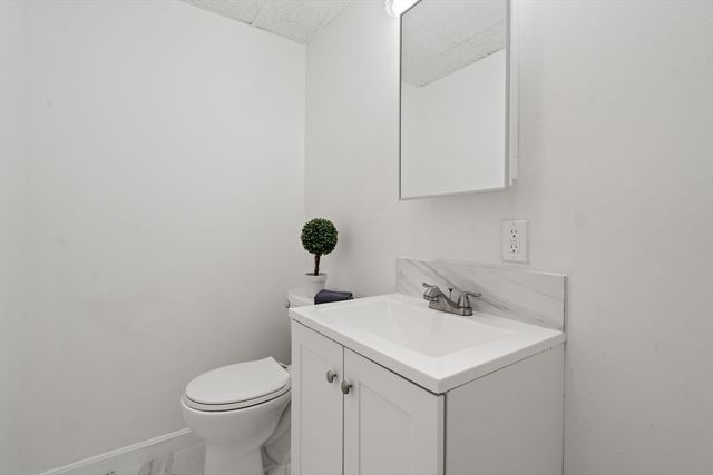 212 Fountain St A, Framingham, MA 01702