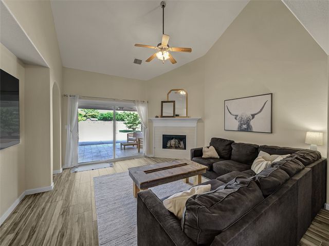 6164 Lochmoor Drive, Fort Worth, TX 76179