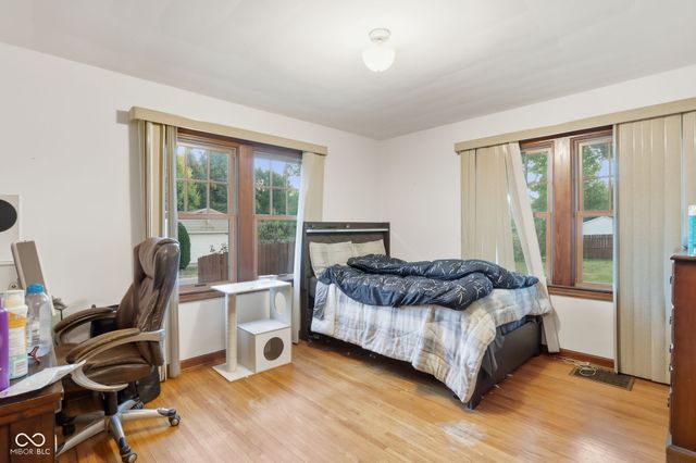 85 Woodside Avenue, Indianapolis, IN 46219