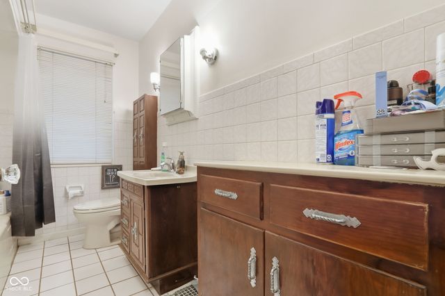 85 Woodside Avenue, Indianapolis, IN 46219