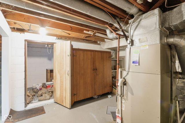 85 Woodside Avenue, Indianapolis, IN 46219