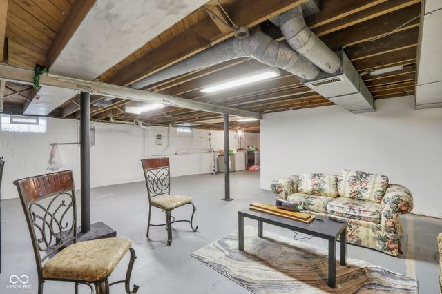 85 Woodside Avenue, Indianapolis, IN 46219