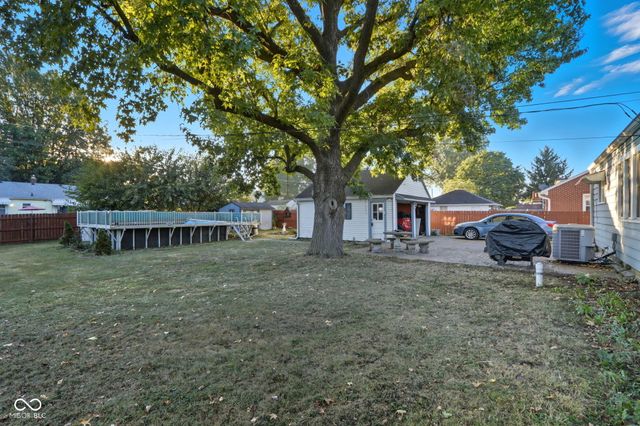 85 Woodside Avenue, Indianapolis, IN 46219