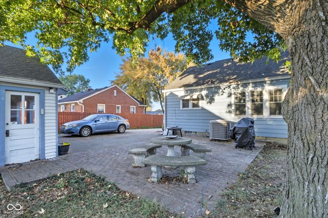 85 Woodside Avenue, Indianapolis, IN 46219