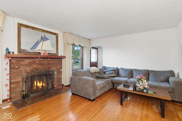 85 Woodside Avenue, Indianapolis, IN 46219