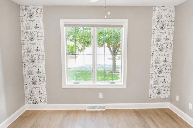 4801 N BENVIEW COURT, Appleton, WI 54913