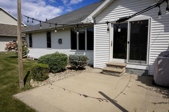 4801 N BENVIEW COURT, Appleton, WI 54913