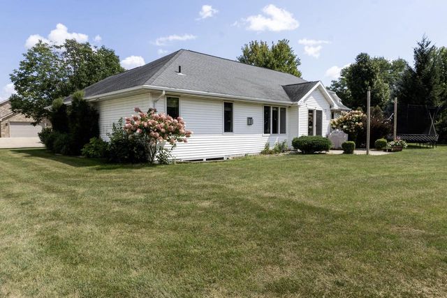4801 N BENVIEW COURT, Appleton, WI 54913