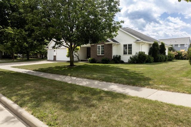 4801 N BENVIEW COURT, Appleton, WI 54913