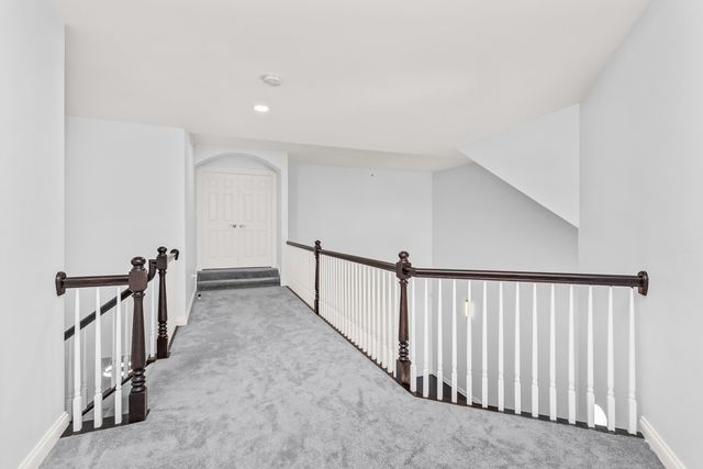 4406 Lainie Circle, Glenview, IL 60026