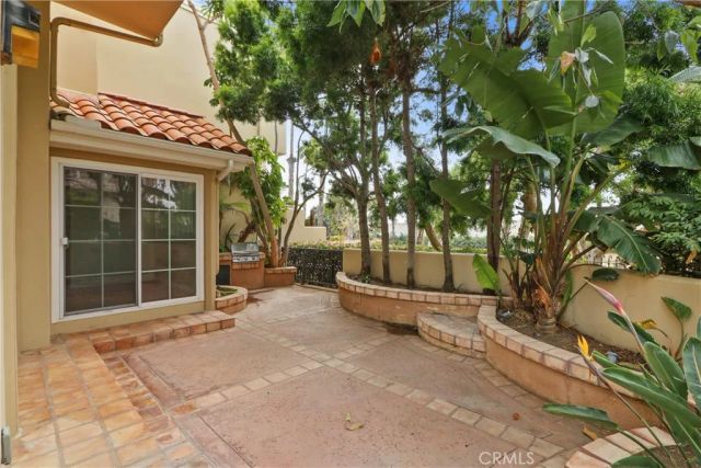 6031 Shadowbrook, Huntington Beach, CA 92648