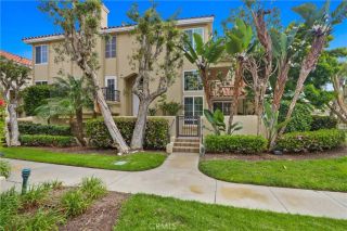 6031 Shadowbrook, Huntington Beach, CA 92648