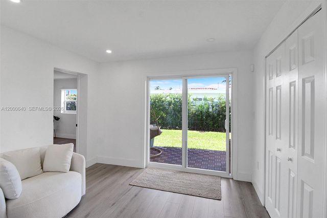 18361 NE 20th Pl 18361, North Miami Beach, FL 33179