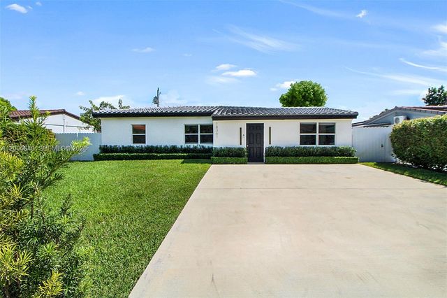 18361 NE 20th Pl 18361, North Miami Beach, FL 33179