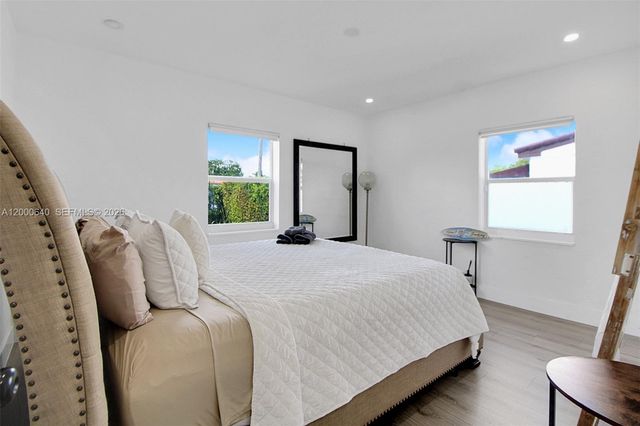 18361 NE 20th Pl 18361, North Miami Beach, FL 33179