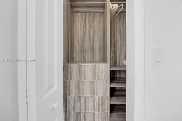 18361 NE 20th Pl 18361, North Miami Beach, FL 33179