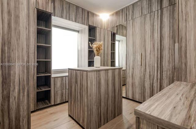 18361 NE 20th Pl 18361, North Miami Beach, FL 33179